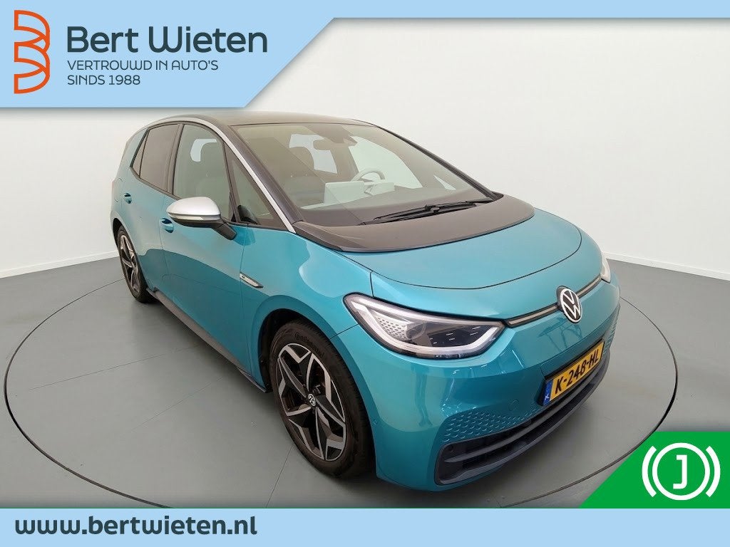 Volkswagen ID.3 First Plus 58 kWh | Geen import | Camera |, Auto's, Automaat, Dealer onderhouden, Gebruikt, Zwart