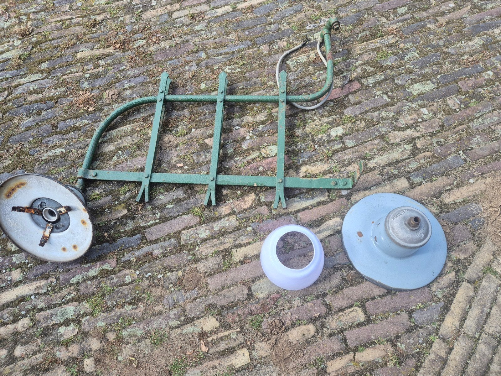 Div Straatlamp stallamp TB 200 buitenlamp lamp compl beugel, Ophalen