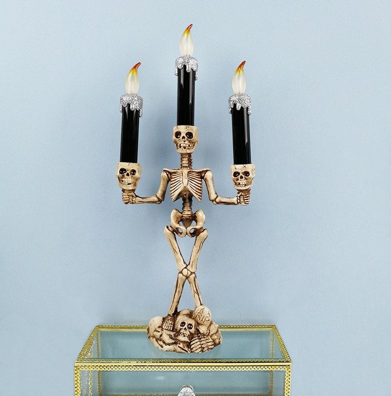 Skelet Kandelaar Met LED Kaars Doodskop Skull Horror Enge, Verzenden, Nieuw, Kandelaar