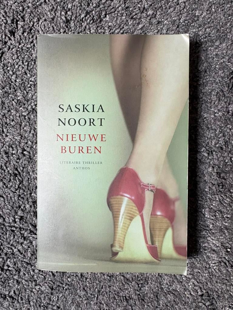 Nieuwe Buren, Saskia Noort., Ophalen of Verzenden, Zo goed als nieuw