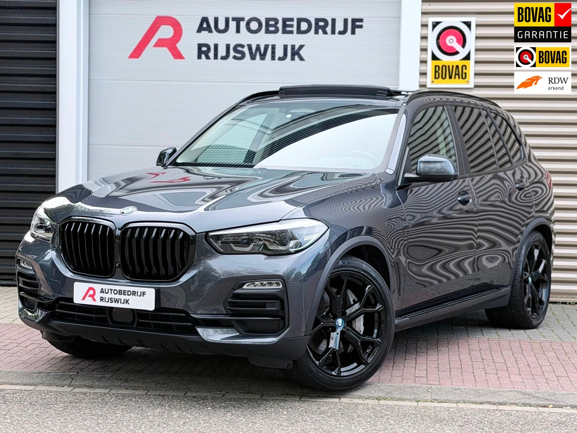 BMW X5 XDrive45e High Executive SoftClose/Pano/360, Auto's, Gebruikt, Vierwielaandrijving, Hybride Elektrisch/Benzine, 2998 cc