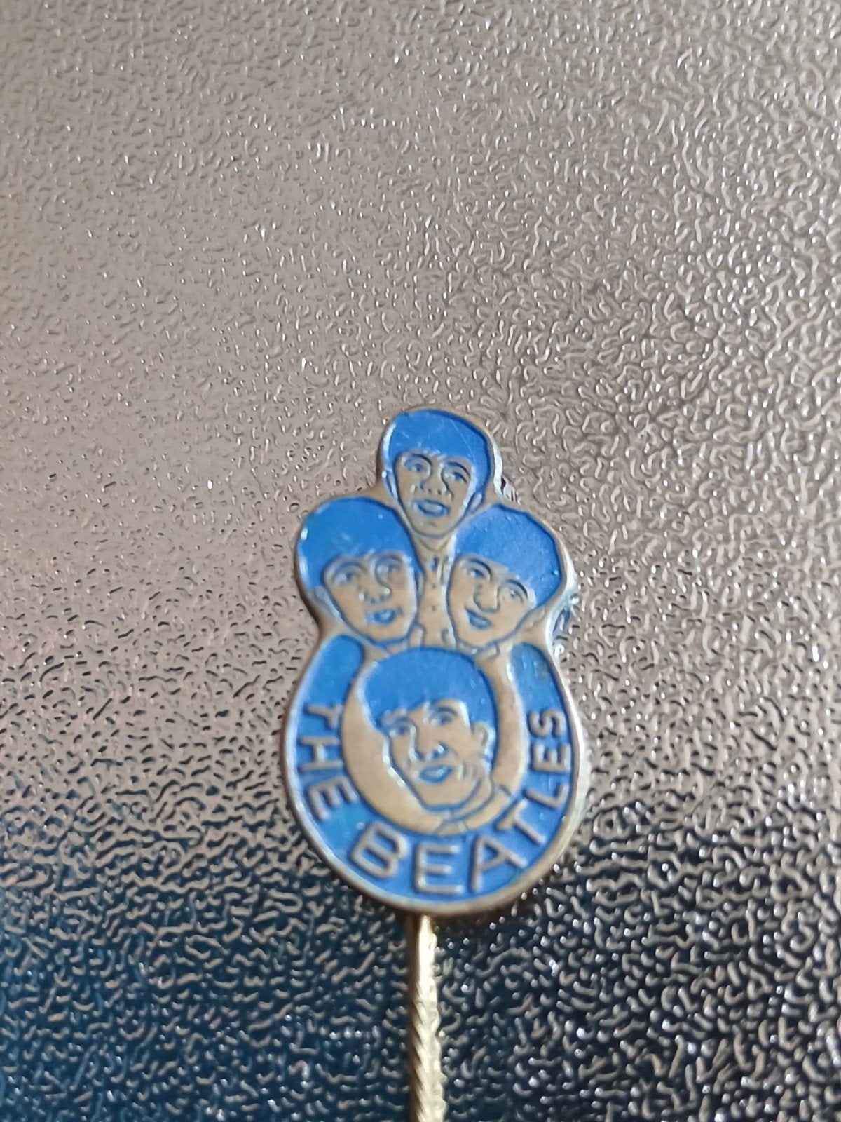 beatles speldje blauw, Ophalen of Verzenden, Gebruikt, Overige onderwerpen