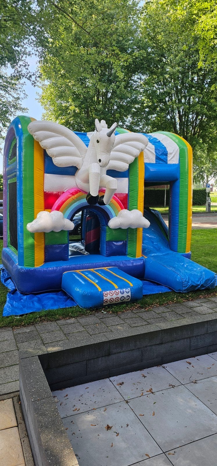 Unicorn springkussen te huur, Ophalen of Verzenden