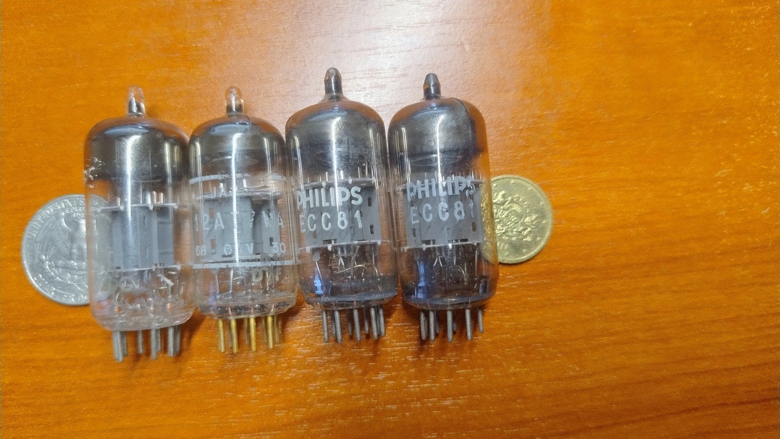 4x 12AT7 / ECC81 Audiobuizen (2x Philips, 1x Gold Pin 12AT7W, Ophalen of Verzenden