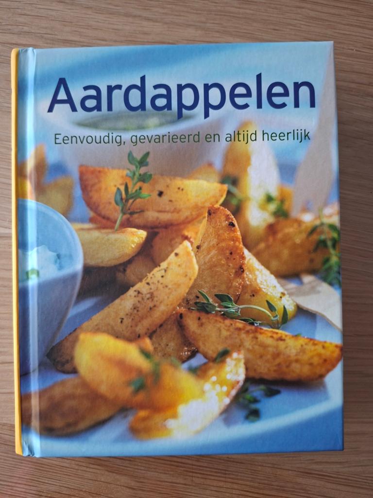 Kookboek aardappelen, Ophalen of Verzenden, Zo goed als nieuw, Nederland en België