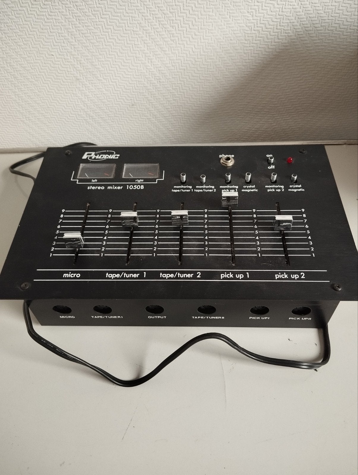 Phonic Stereo Mixer 1050B - Zeer Goede Staat, Muziek en Instrumenten, Ophalen of Verzenden, Zo goed als nieuw, Minder dan 5 kanalen