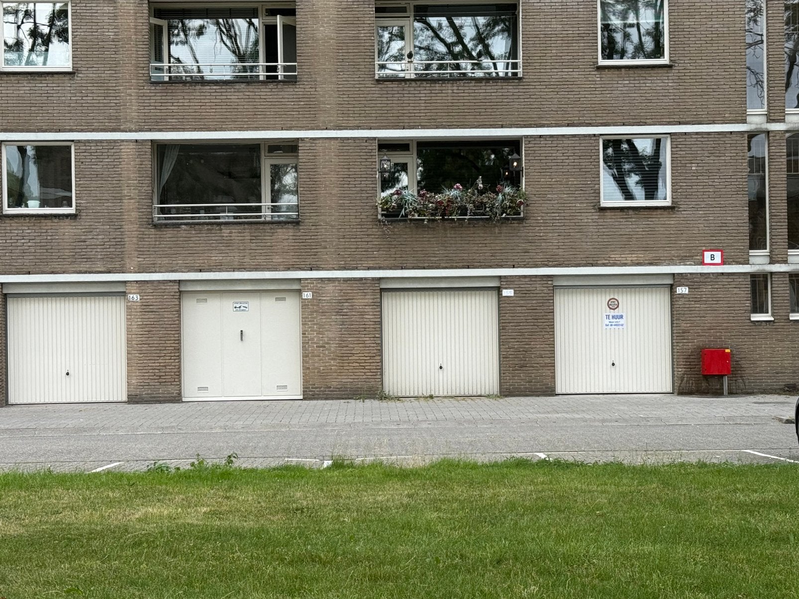 Garagebox Rotterdam Alexander Te HUUR 18m2 opslag garage box, Auto diversen, Autostallingen en Garages
