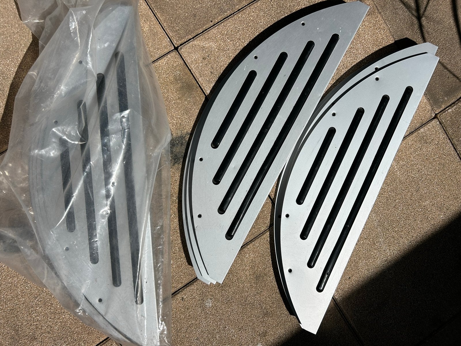 15x Aluminium trapmaantjes met anti-slip, Doe-het-zelf en Verbouw, Ladders en Trappen, Ophalen, Nieuw, Minder dan 2 meter