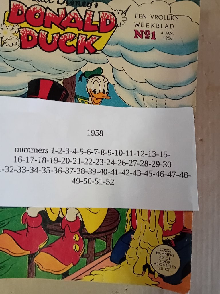 donald ducks 1958, Boeken, Meerdere stripboeken, Verzenden, Gelezen