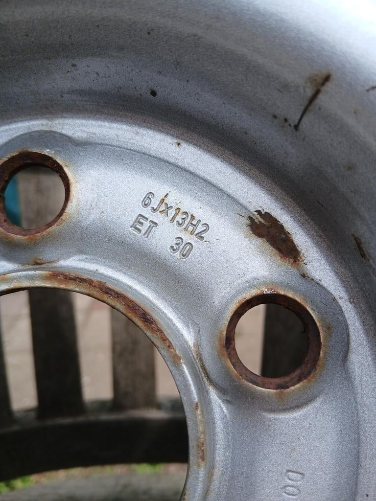 Gebruikte 13 inch velg met band 195/50R13C, Ophalen of Verzenden, Gebruikt