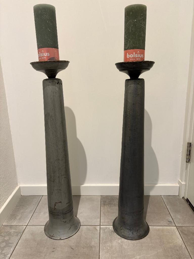 twee staande hoge kandelaars, Ophalen, Zo goed als nieuw, Grijs, Kandelaar