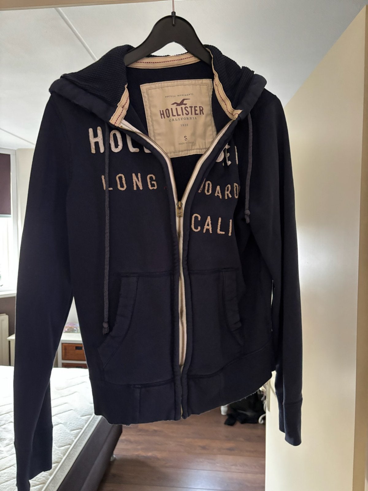 Hollister hoodie, Kleding | Dames, Truien en Vesten, Ophalen of Verzenden, Gedragen, Maat 36 (S), Blauw