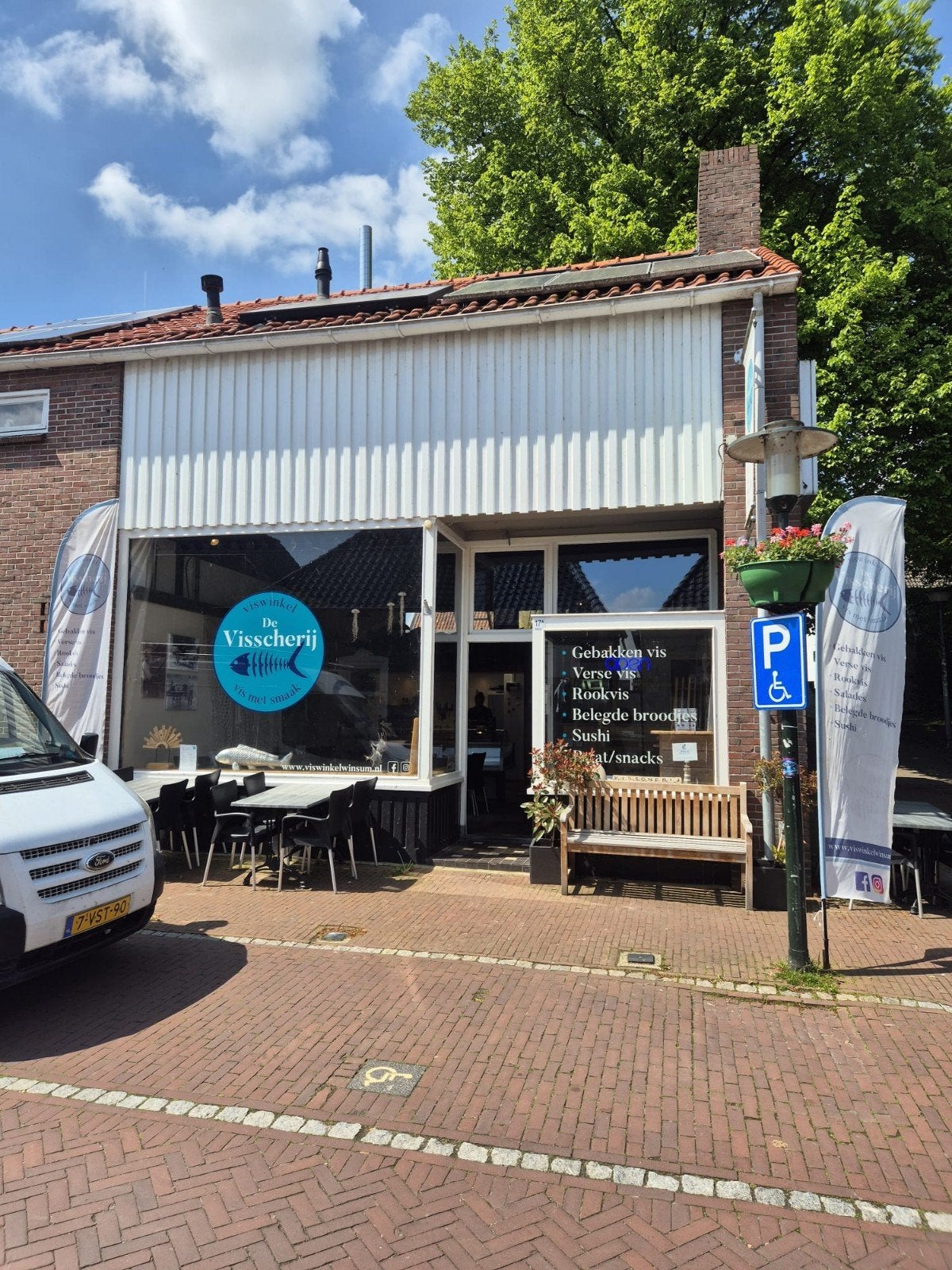 Ter overname, Viswinkel De Visscherij