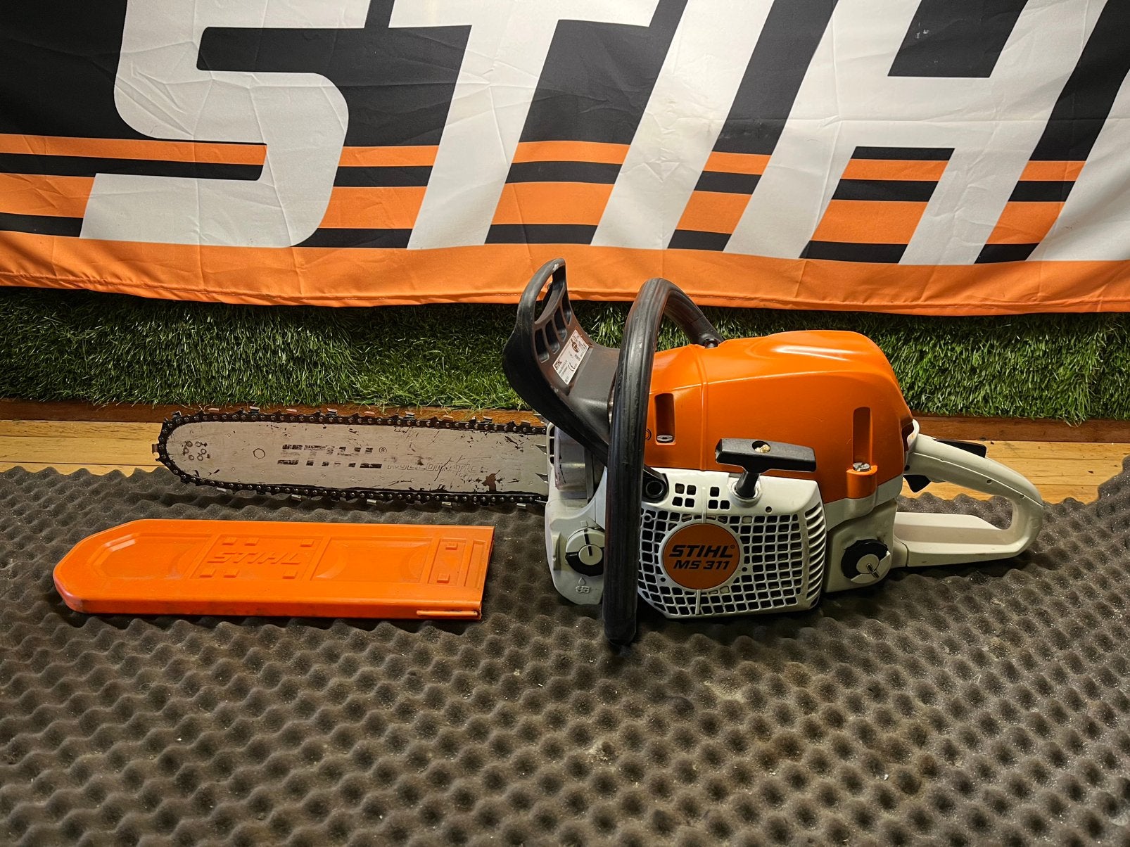 STIHL MS 311 Kettingzaag Benzine 2016 Blad 40cm, Tuin en Terras, Hand-tuingereedschap, Ophalen of Verzenden, Zo goed als nieuw