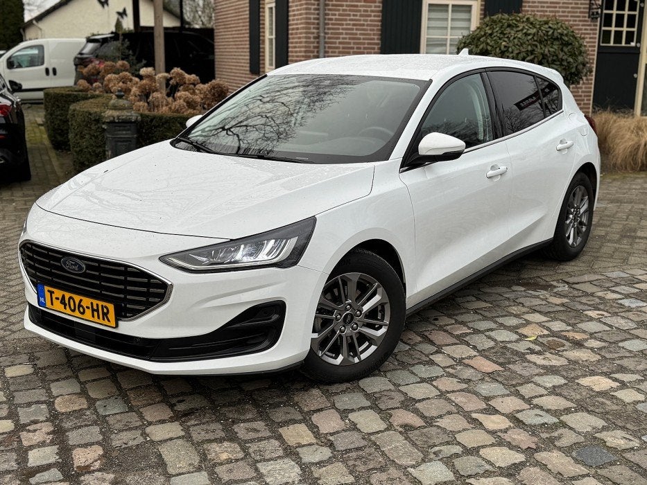 Ford Focus 1.0 EcoBoost Hybrid Titanium Navi,ecc,lmv,pdc v e, 125 pk, Gebruikt, Parkeersensor, Wit