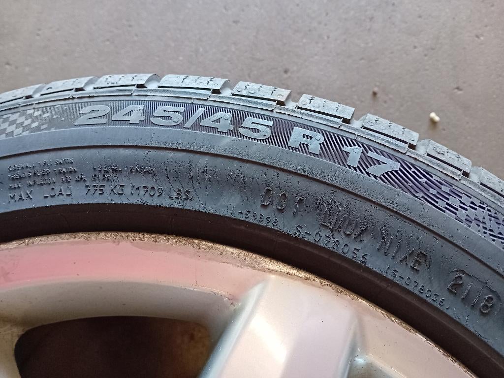 Wielen met banden, Auto-onderdelen, Banden en Velgen, Ophalen, Banden en Velgen, 17 inch, Winterbanden