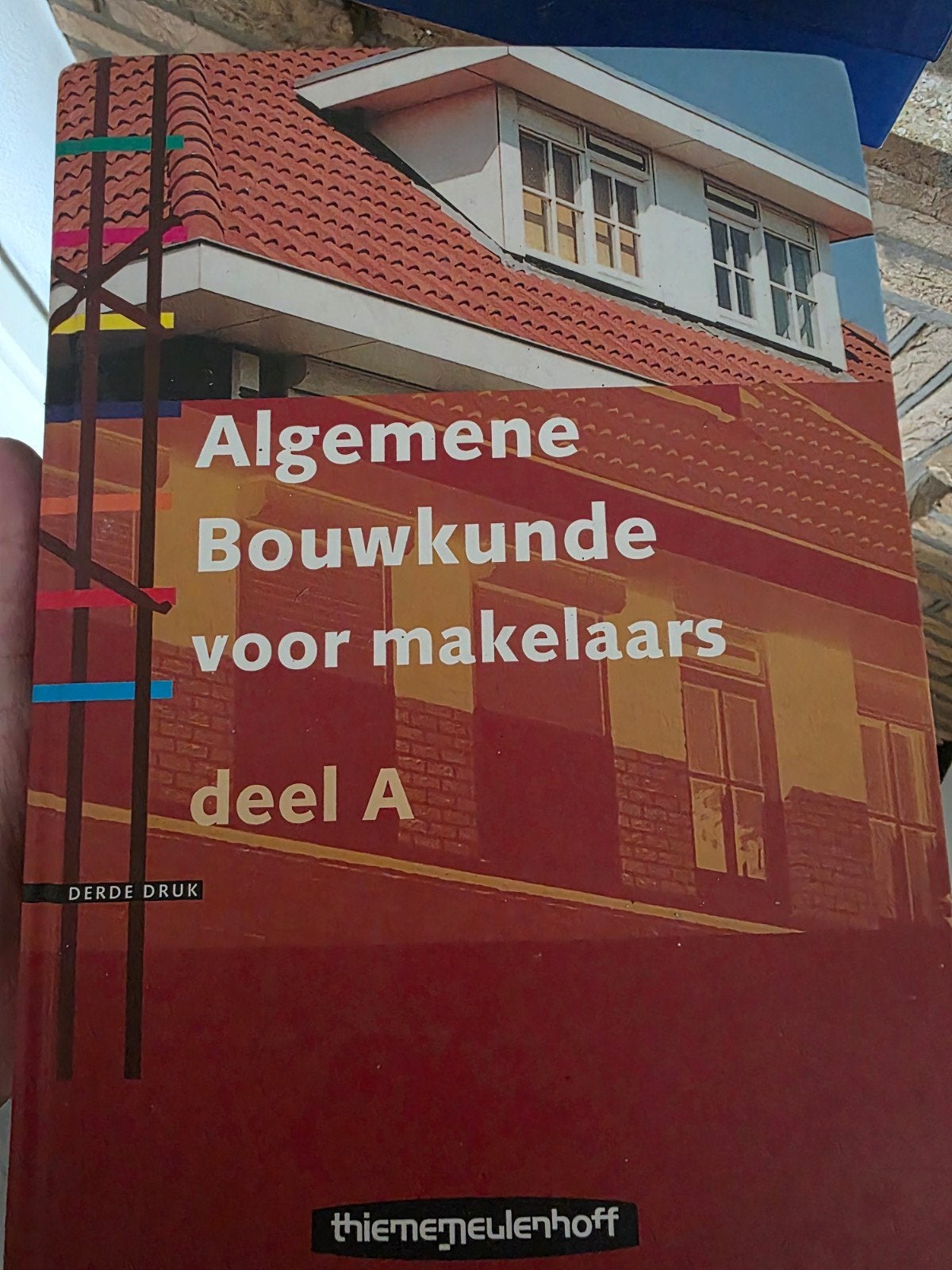 Algemene Bouwkunde voor makelaars deel A (derde druk), Boeken, Ophalen of Verzenden, Gelezen, HBO, Onbekend