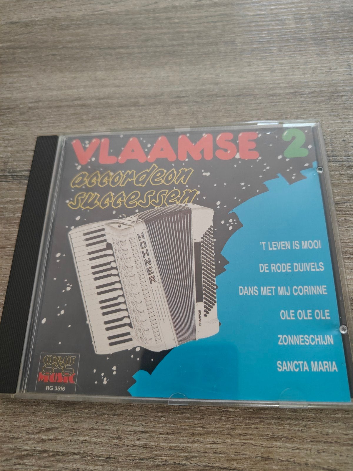 Vlaamse Accordeon Successen 2 CD - Diverse Artiesten, Blaasorkest/fanfare, Ophalen of Verzenden, Zo goed als nieuw, Verzamelalbum