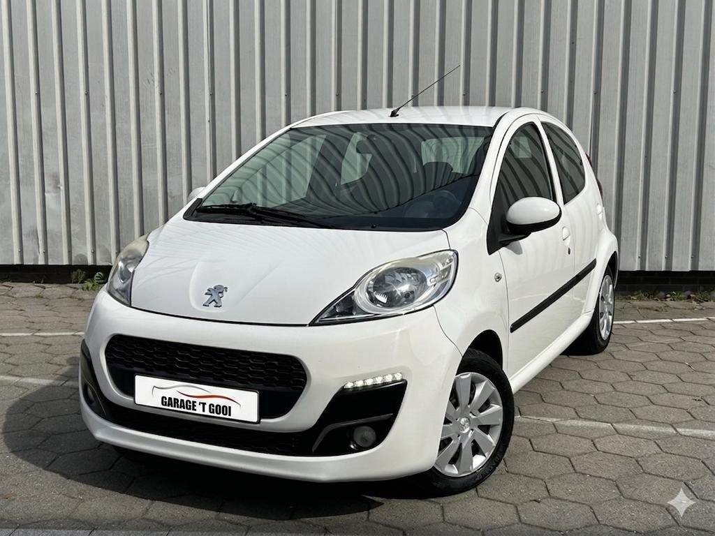 Peugeot 107 1.0 5DR Automaat 2013 | Lage KM | Airco, Auto's, Peugeot, Stof, Zwart, 4 stoelen, Origineel Nederlands