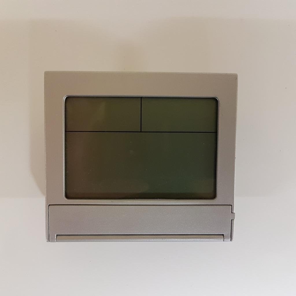 Invotis Hygro-Thermometer Kalenderklok - Nieuw in doos, Huis en Inrichting, Woonaccessoires | Klokken, Ophalen of Verzenden, Nieuw