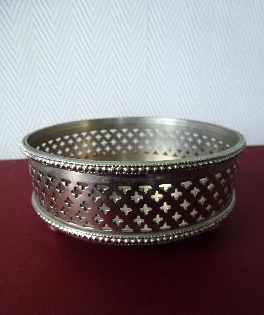 Mooie elegante vintage  wijn/flessen onderzetter, Antiek en Kunst, Ophalen of Verzenden