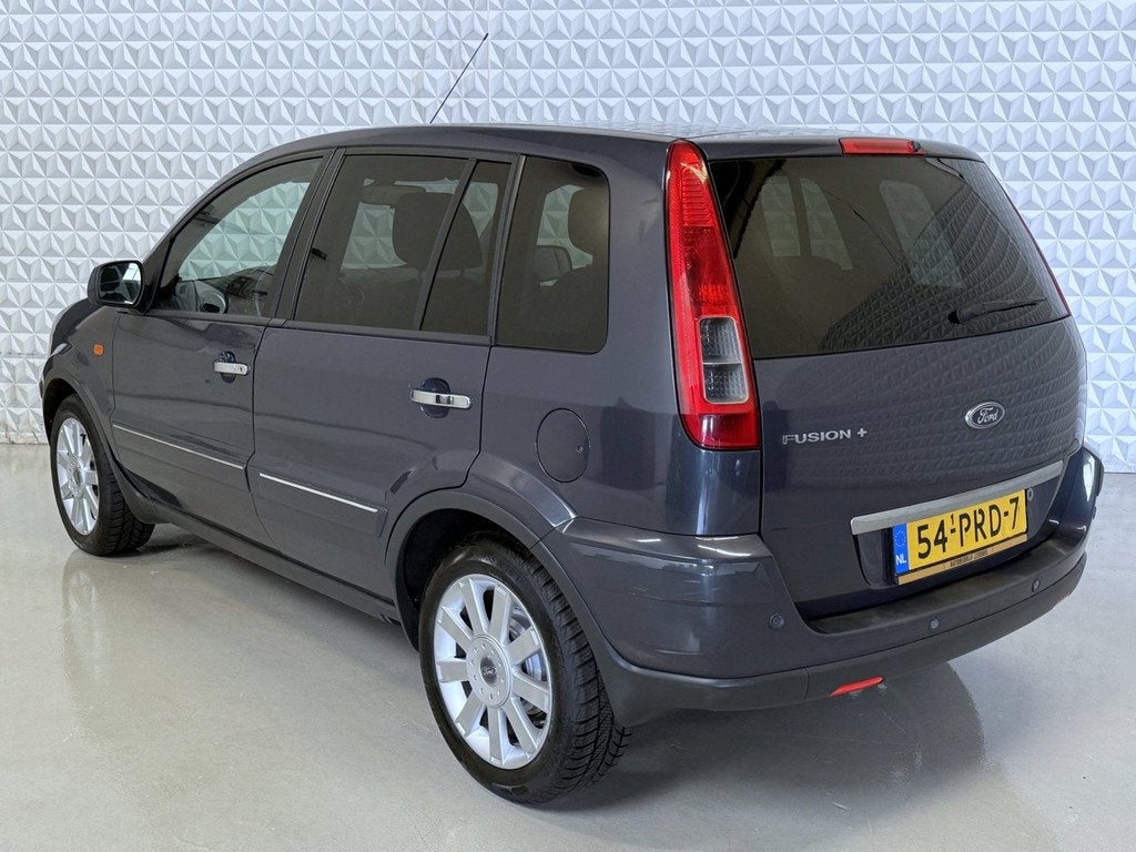 Ford Fusion + 1.4-16V Titanium X van de 2e EIGENAAR! (2011), Auto's, Ford, Voorwielaandrijving, Euro 5, Gebruikt, 49 €/maand