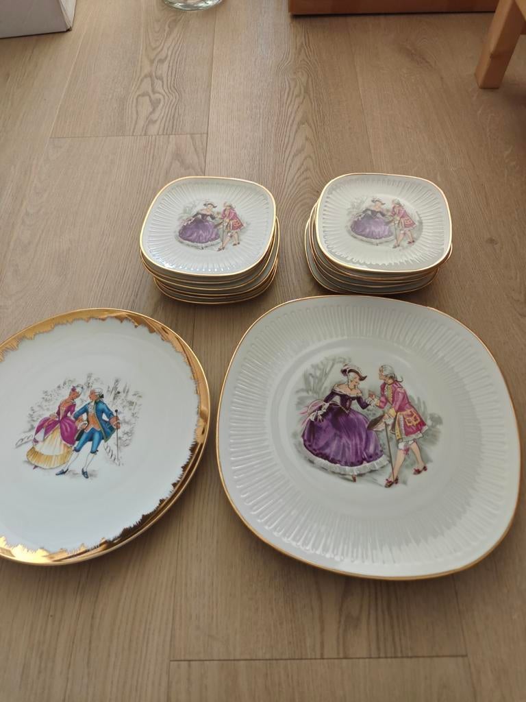 Vintage Hutschenreuther porselein set – romantische scène –, Antiek en Kunst, Antiek | Porselein, Ophalen of Verzenden