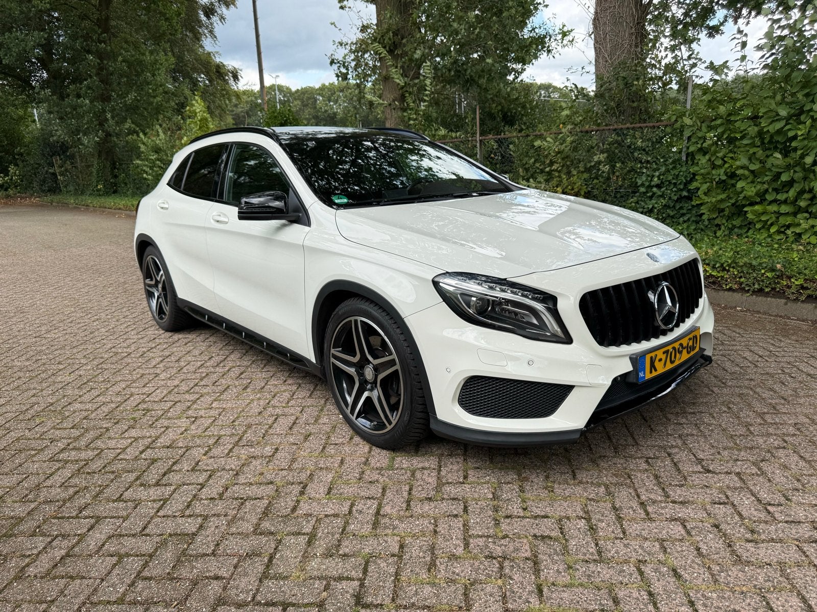 Mercedes-Benz GLA Gla250 2.0 155KW Aut7 4MATIC 2015 Wit, Auto's, Automaat, 15 km/l, 1800 kg, 4 cilinders