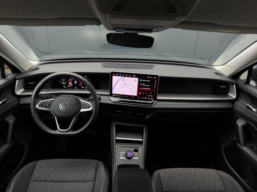 Volkswagen Tayron 1.5 eTSI Life | 7p | Trekhaak | 360 | IQ, Auto's, Volkswagen, Stof, Zwart, 4 cilinders, 7 stoelen