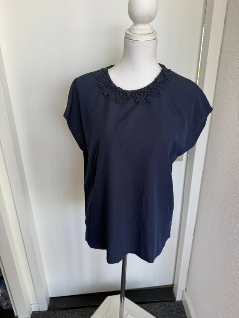 Zomer blouse TOP donkerblauw Promiss kraagje 42-44 ( XL), Ophalen of Verzenden, Zo goed als nieuw, Maat 42/44 (L), Blauw