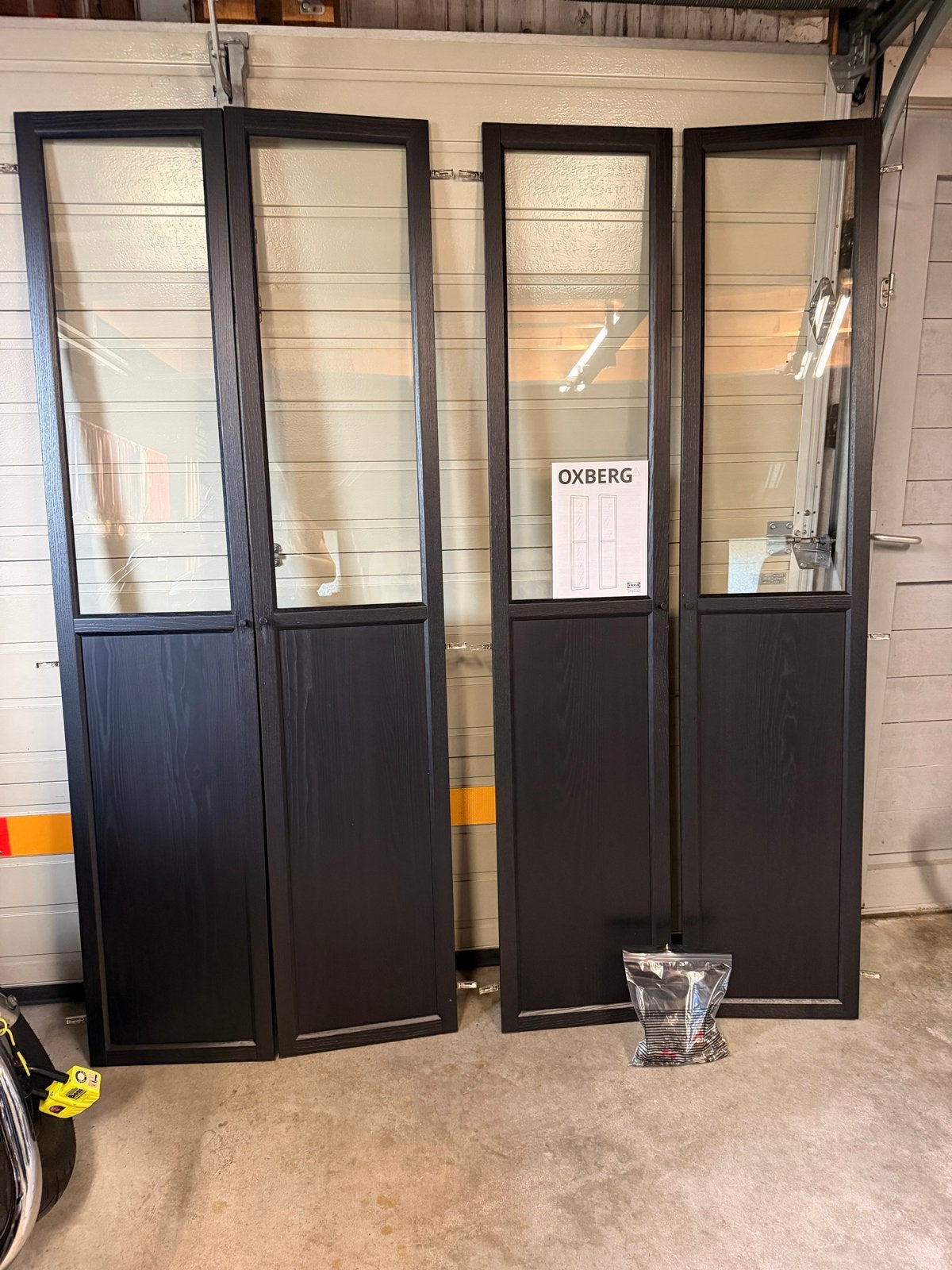 IKEA Oxberg deuren zwart voor Billy boekenkast, Huis en Inrichting, Kasten | Boekenkasten, Ophalen, Gebruikt, Overige houtsoorten