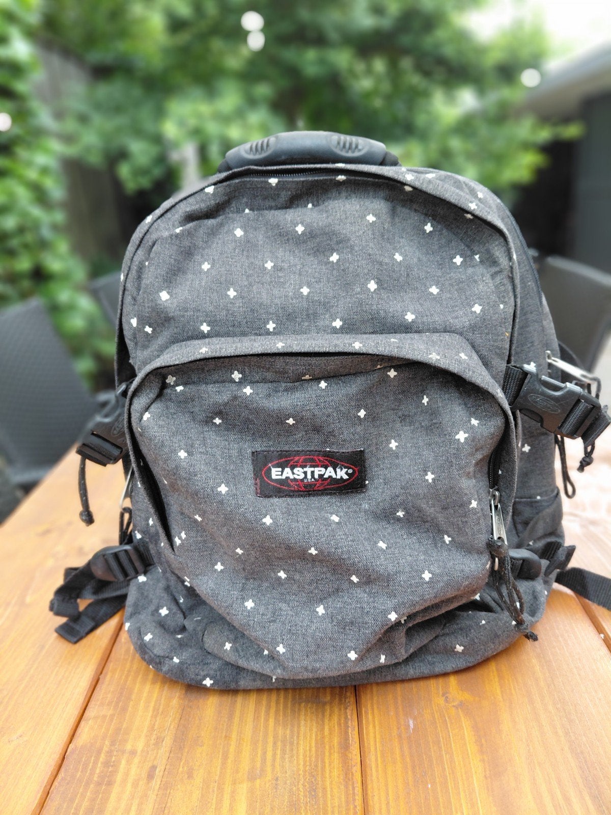 Mooie eastpak, Ophalen, Rugtas, 40 tot 50 cm, Grijs