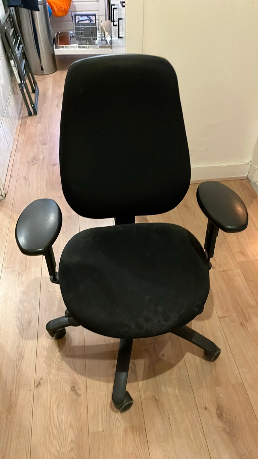 Ikea Malm bureau met bureaustoel, Huis en Inrichting, Ophalen, Zwart, Gebruikt, IKEA