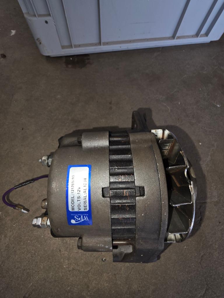 Marine Dynamo 12V 65A (Mando type) – o.a. Mercruiser / Volvo, Watersport en Boten, Bootonderdelen, Ophalen, Zo goed als nieuw