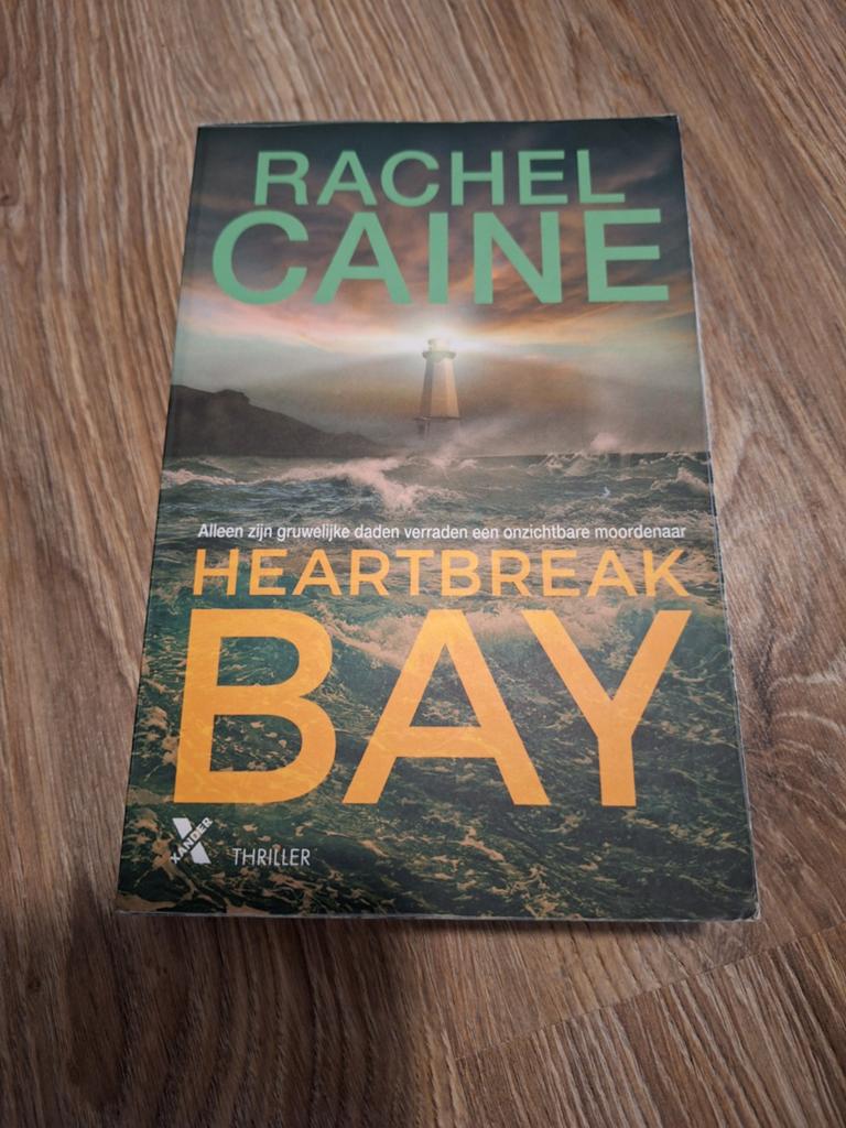 Rachel Caine  - Heartbreak bay NL, Ophalen of Verzenden, Zo goed als nieuw, Rachel Caine
