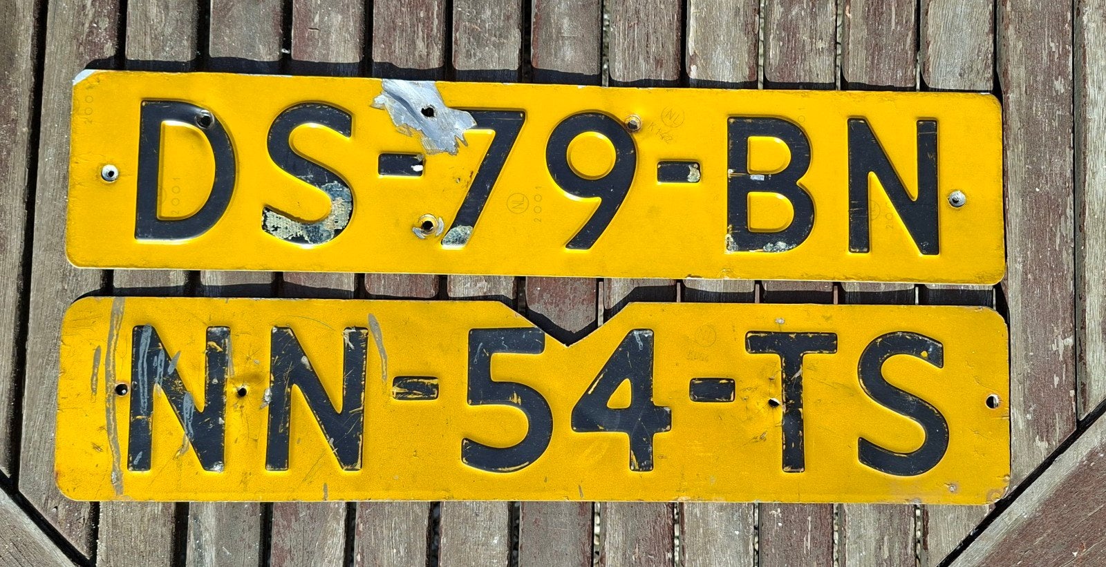 Twee originele Nederlandse kentekenplaten uit de jaren '80, Verzamelen, Ophalen of Verzenden, Gebruikt, Auto's