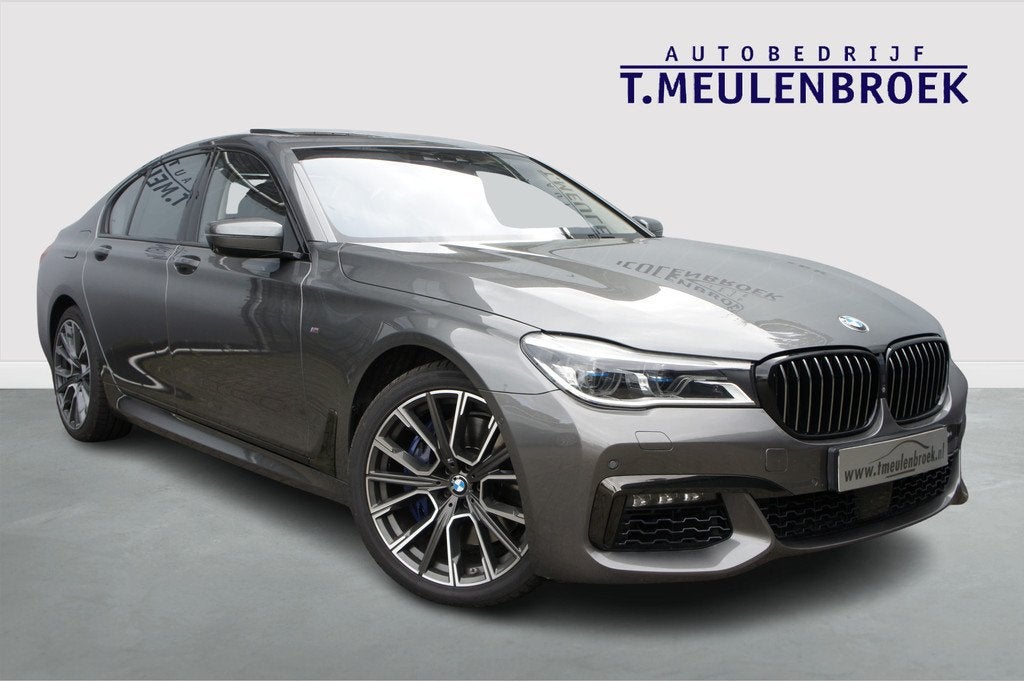 BMW 7 Serie 750i xDrive M sportpakket, camera rondom, Auto's, BMW, Automaat, Gebruikt, 4395 cc, Leder