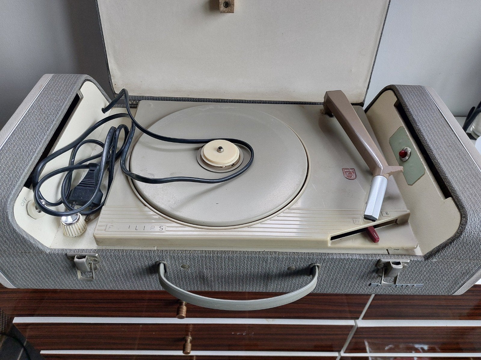 Philips '70 platenspeler, Ophalen of Verzenden, Gebruikt, Platenspeler, Philips
