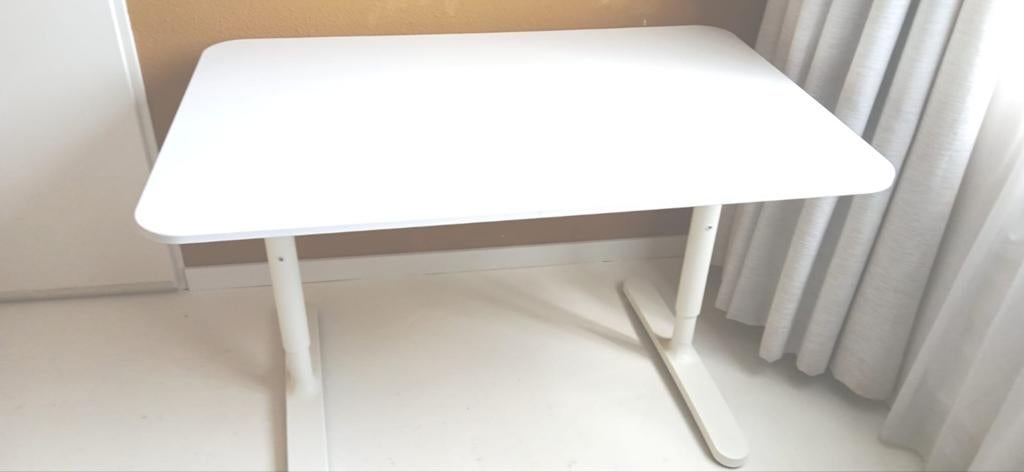 Ikea bureau, Huis en Inrichting, Bureaus, Ophalen of Verzenden