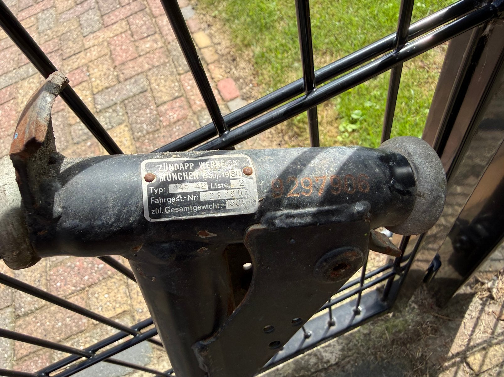 2 zundapp frames, Fietsen en Brommers, Brommeronderdelen | Zundapp, Ophalen of Verzenden, Zo goed als nieuw, Frame