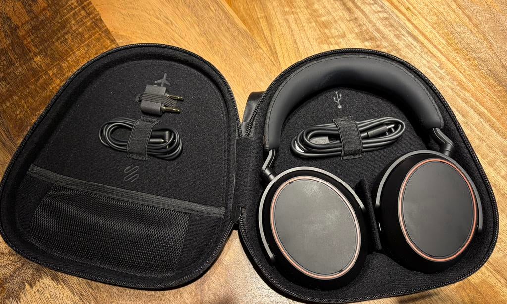Sennheiser Momentum 4 Wireless Bronze Limited Edition