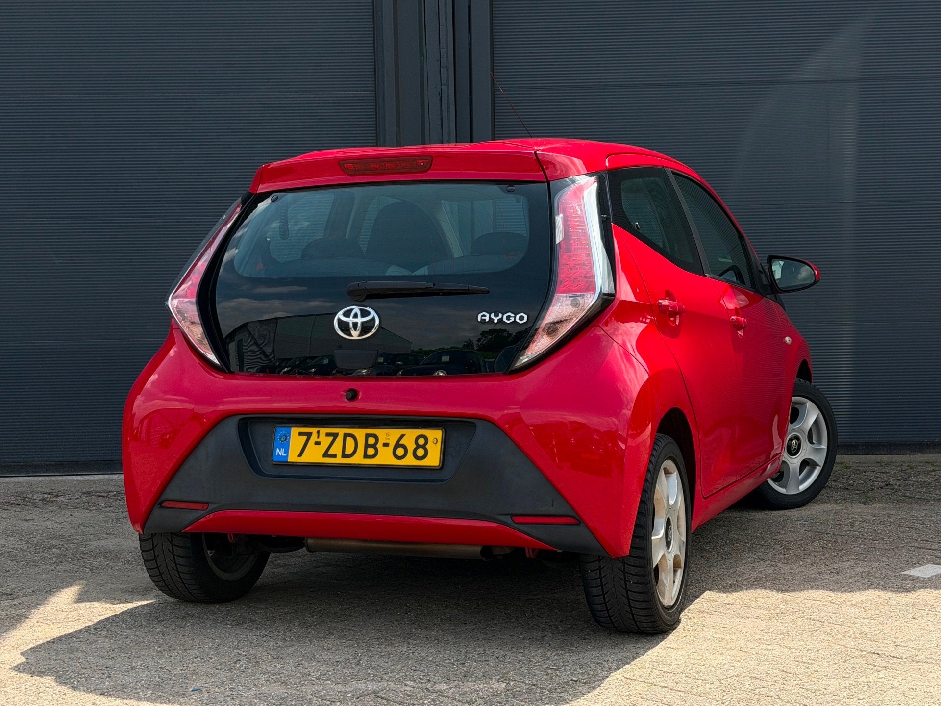 Toyota Aygo 1.0 VVT-i | E-Pakket | Bluetooth | 5 Deurs |, Voorwielaandrijving, Euro 5, Gebruikt, 4 stoelen