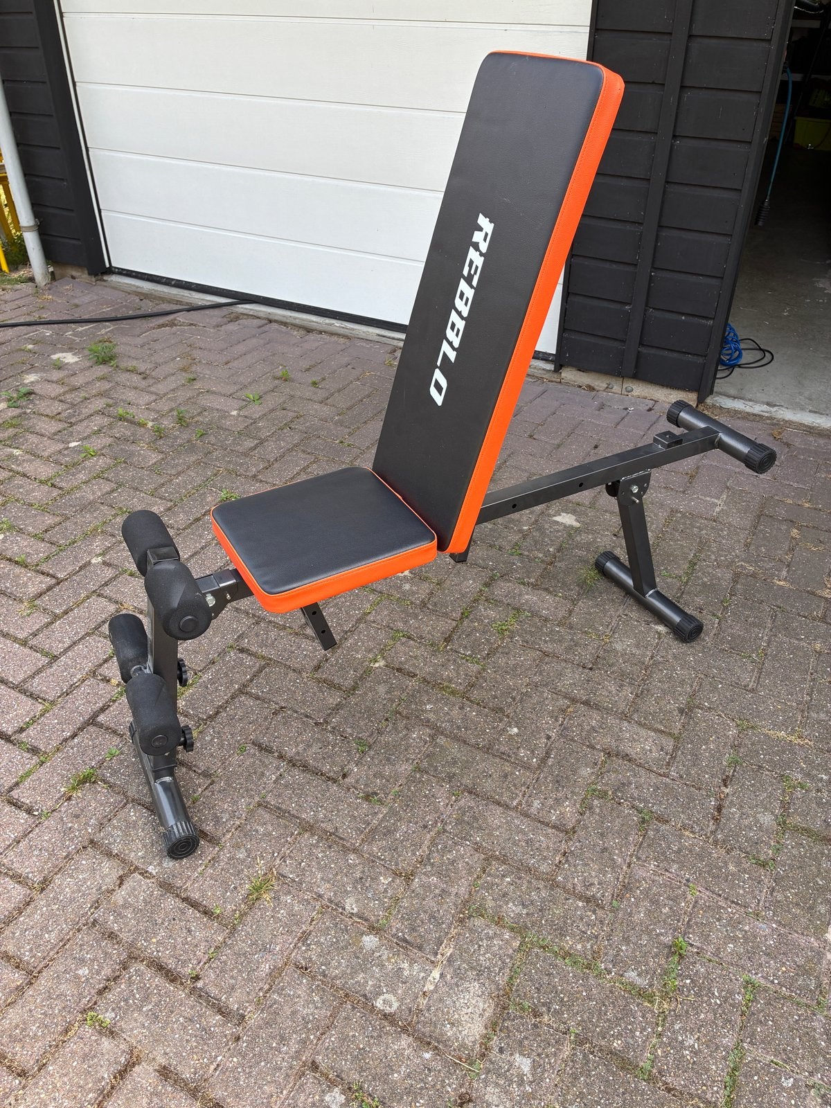 Rebblo Fitnessbank - Verstelbaar voor Thuisgym, Sport en Fitness, Fitnessmaterialen, Ophalen, Zo goed als nieuw, Borst, Fitnessbank