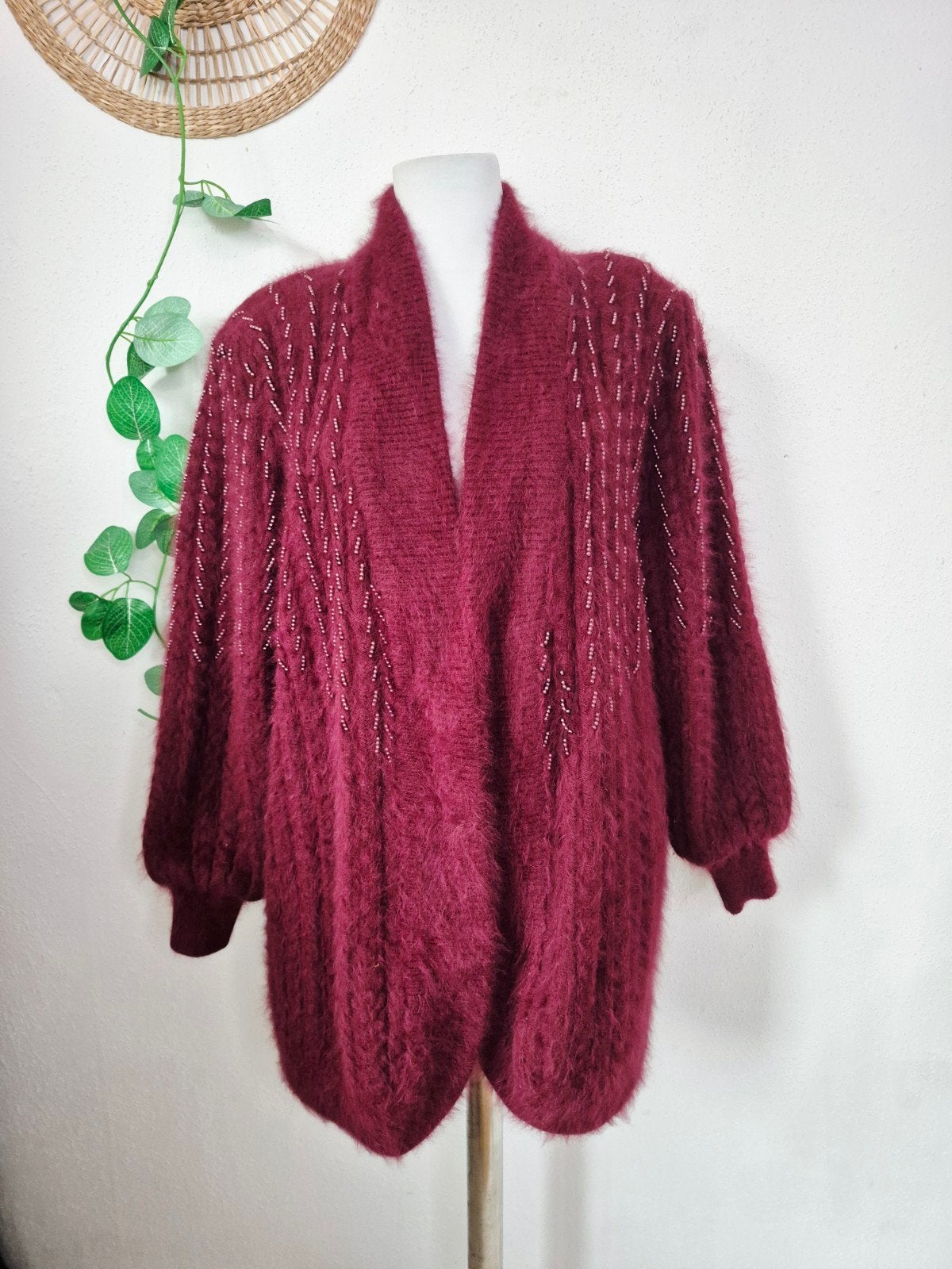 Vintage fluffy angora glamorous vest met kraaltjes S-L, Vintage, Ophalen of Verzenden, Zo goed als nieuw, Maat 42/44 (L)