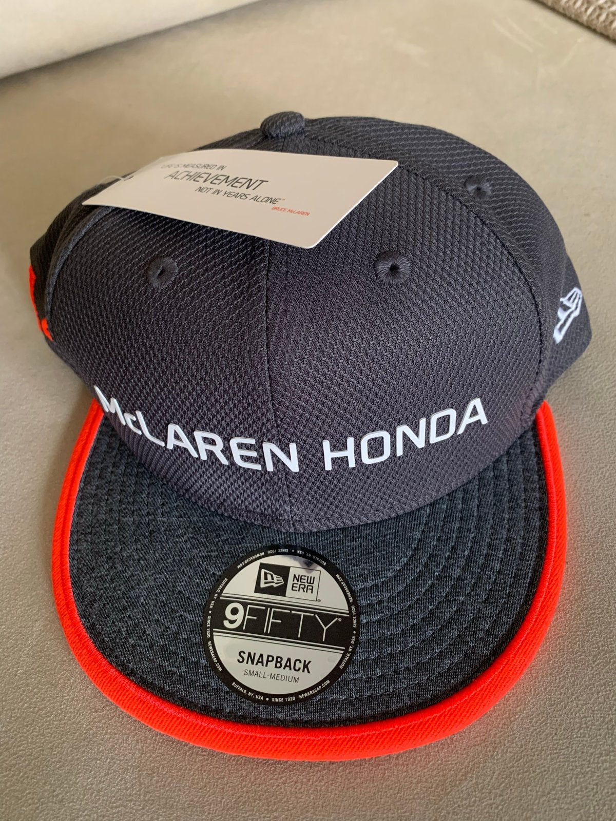Nieuwe McLaren Honda Pet - Fernando Alonso Editie, Ophalen of Verzenden, Nieuw, Pet