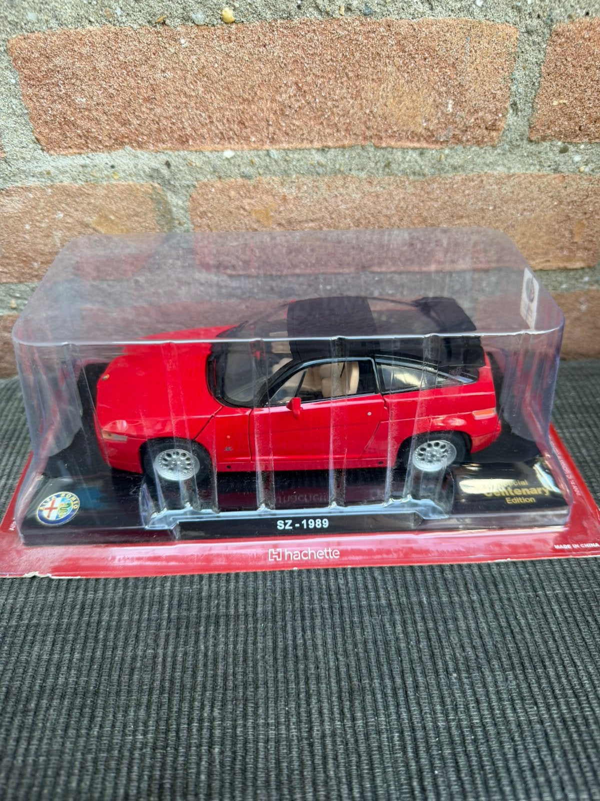 1:24 Alfa Romeo SZ (3) ………. 39,50, Ophalen of Verzenden, Nieuw, Auto, Overige merken