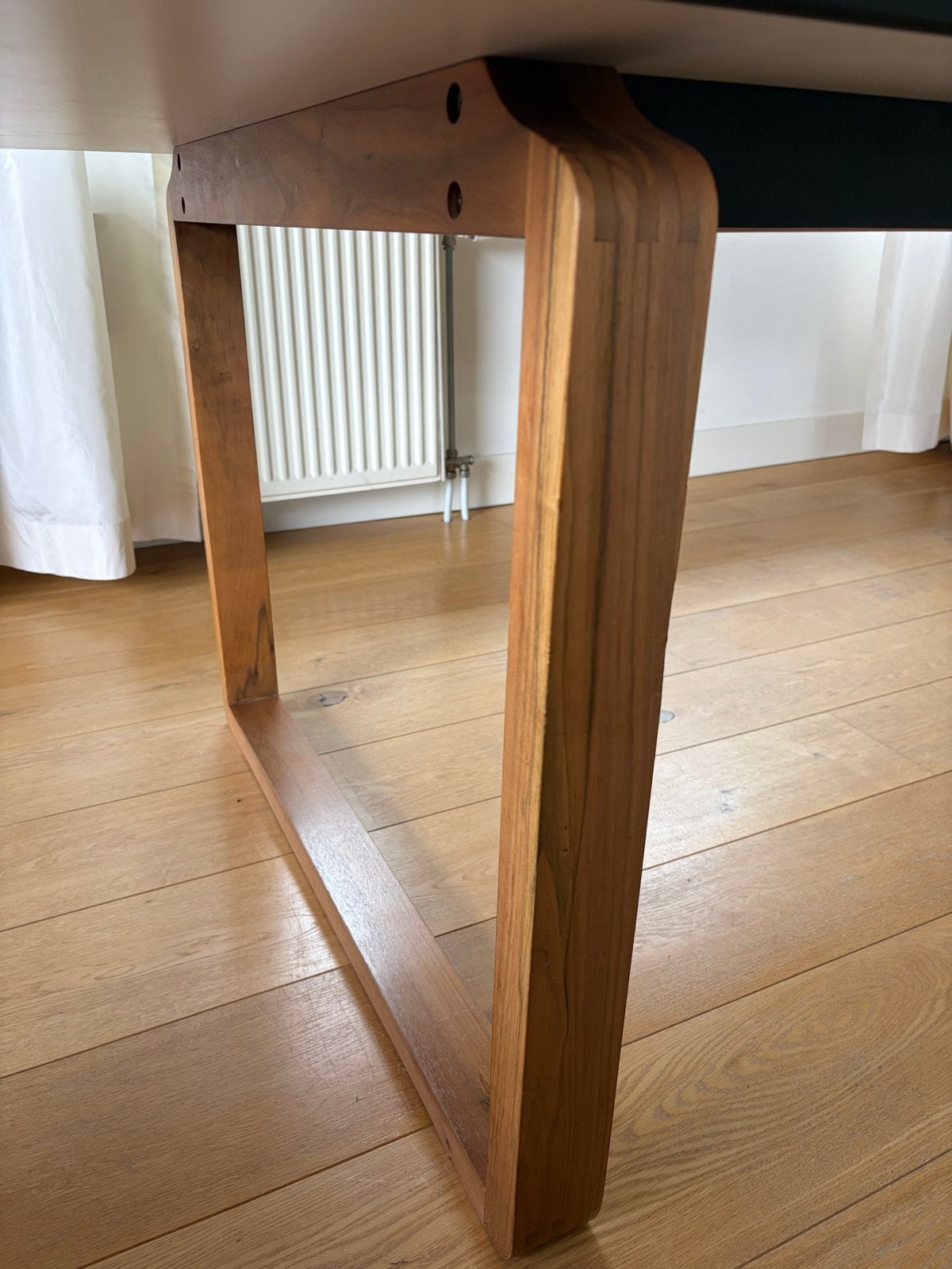 Bolia Eettafel met uitschuifbare inlegbladen, Huis en Inrichting, Tafels | Eettafels, Ophalen, Gebruikt, 50 tot 100 cm, 150 tot 200 cm