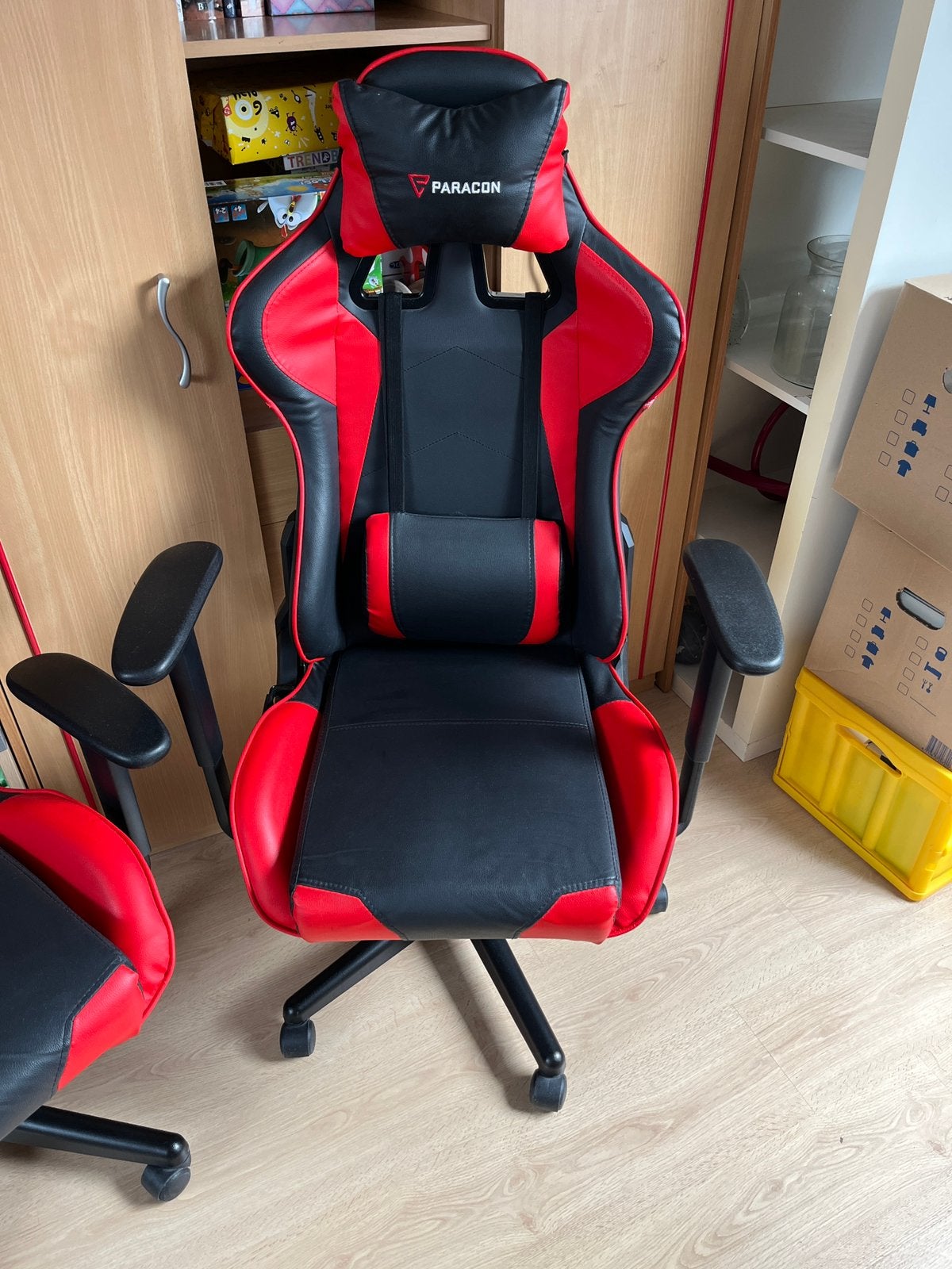 Gaming bureaustoel, Huis en Inrichting, Bureaustoelen, Ophalen, Gaming bureaustoel, Zo goed als nieuw, Zwart