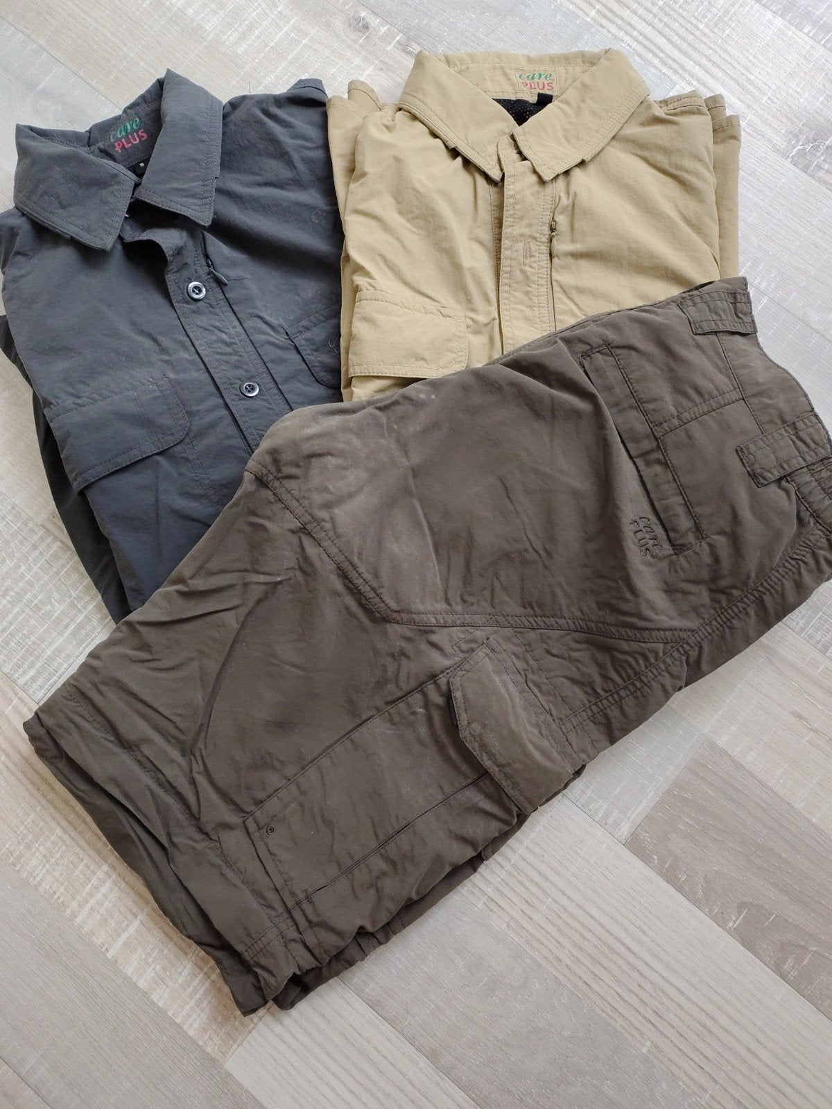Set tropen kleding blouse afritsbroek Care Plus maat S, Care Plus, Wandelen of Outdoor, Ophalen of Verzenden, Zo goed als nieuw