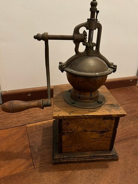 Antieke koffiemolen aangeboden nummer 6, Antiek en Kunst, Ophalen of Verzenden